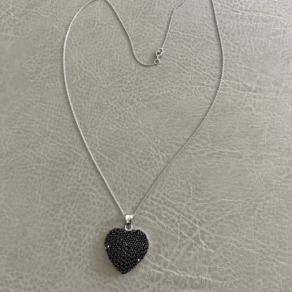 PRICE DROP! 4 cttw Black Spinel Heart Necklace